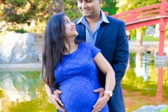 Dad holding mom womb maternity shoot bay area Yash Doshi Photographer