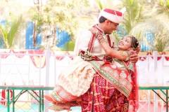 ROmantic pose Indian wedding photography
